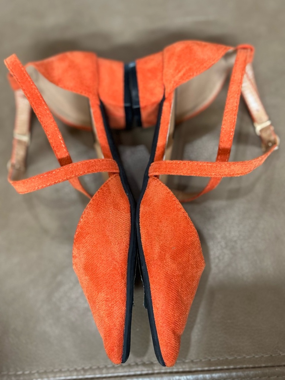 Burnt Orange bold Pointed Toe Strappy Fla - Picture 3 of 4